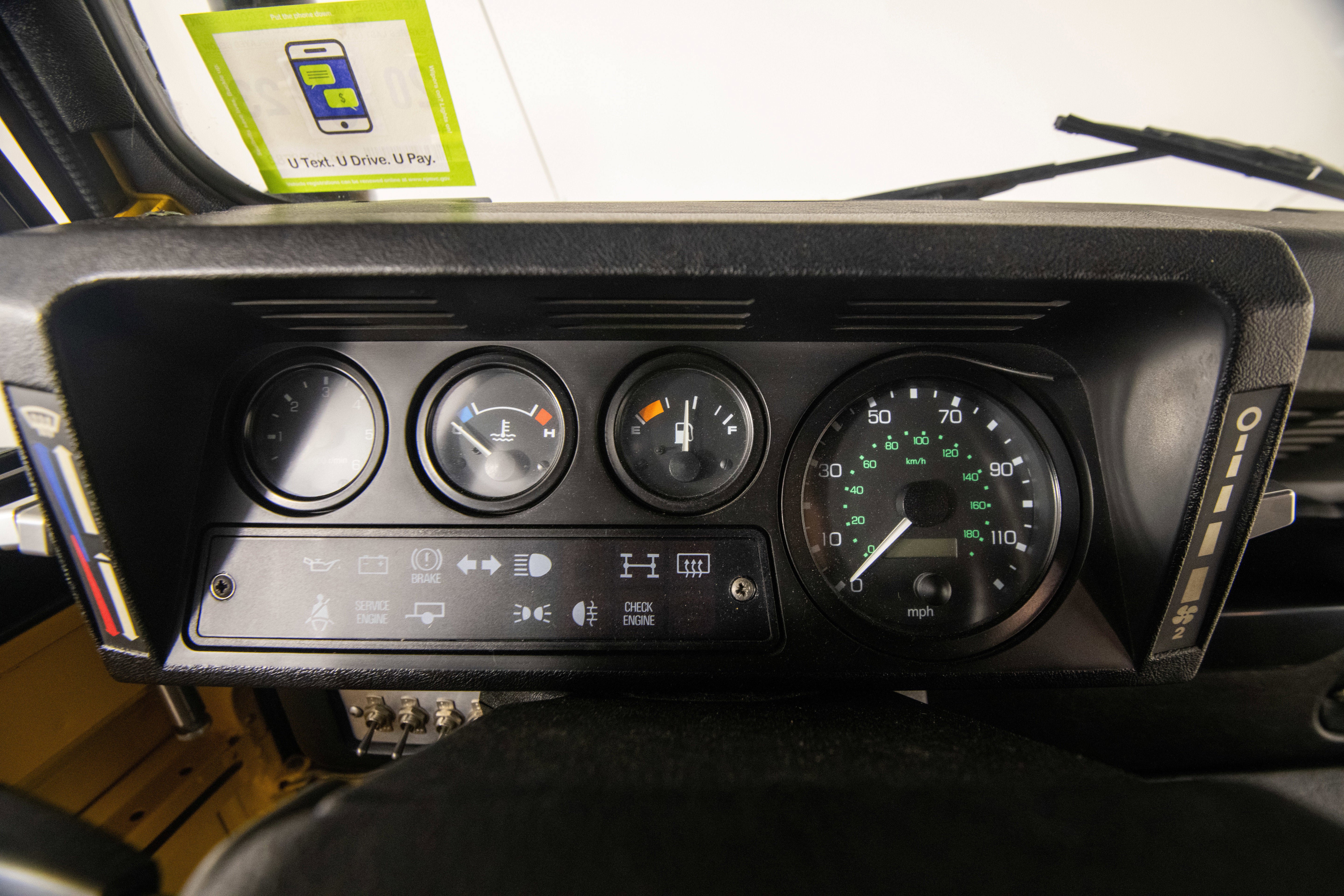 Used 1997 Land Rover Defender 90 AWD/4WD image 15