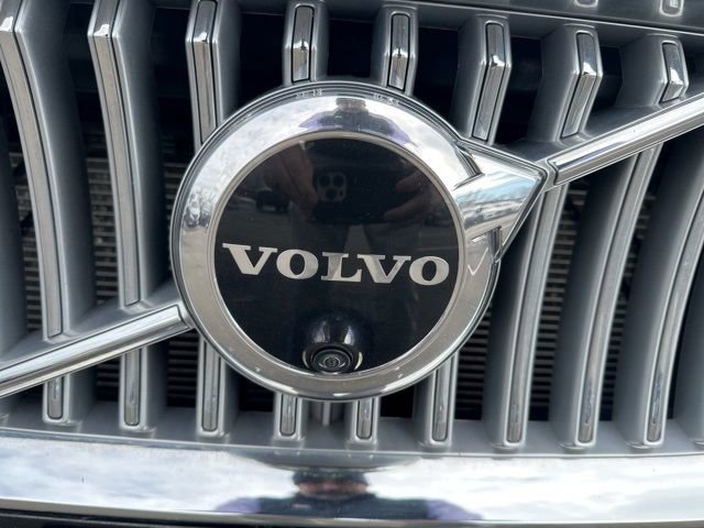 Used 2023 Volvo XC90 B6 Plus w/ Protection Package Premier image 32