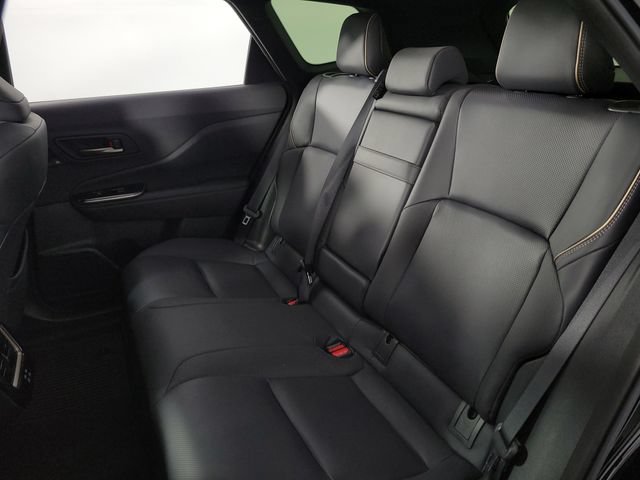 Used 2025 Toyota Crown Signia AWD/4WD image 18