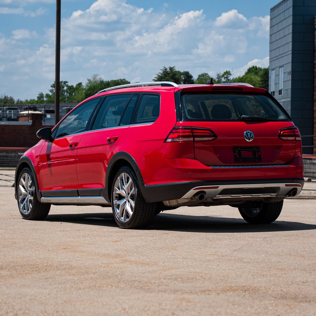 Used 2019 Volkswagen Golf Alltrack SE AWD/4WD image 5