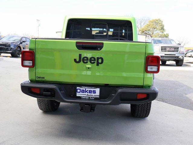 Used 2025 Jeep Gladiator Sport image 7