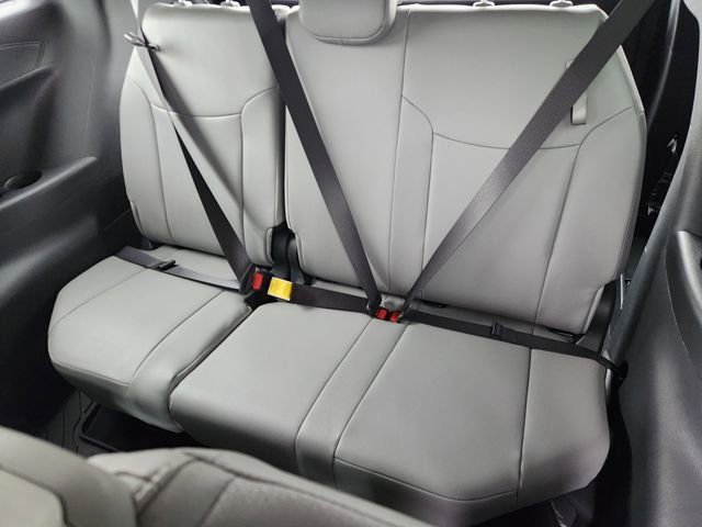 New 2026 Toyota Sienna XLE FWD image 27