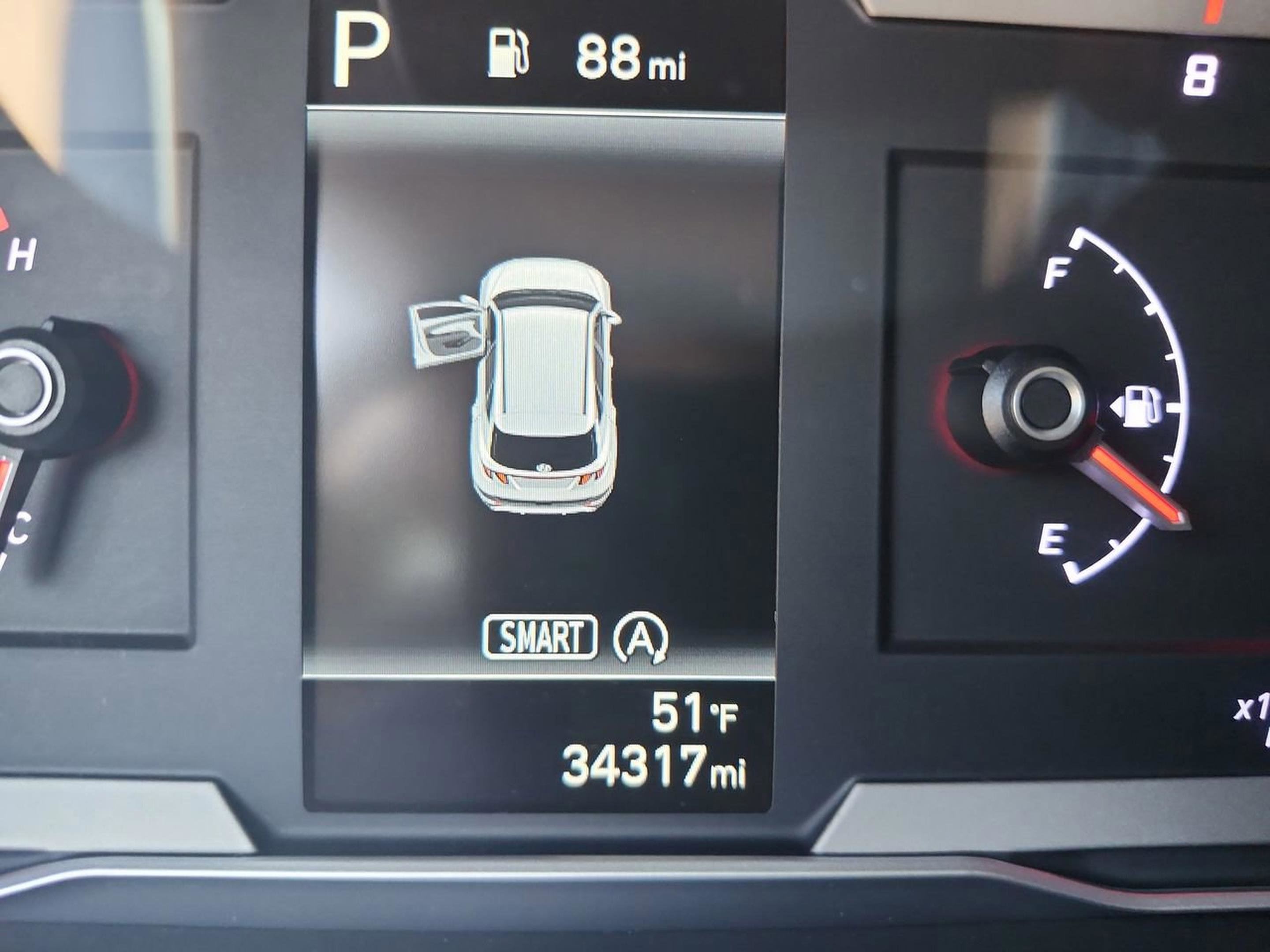 Used 2022 Hyundai Tucson SE image 32