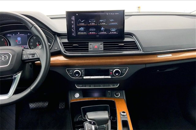 Certified 2023 Audi Q5 2.0T Premium w/ Convenience Package image 6