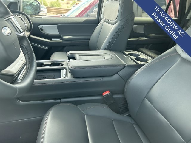Certified 2025 Ford Expedition Active AWD/4WD image 11