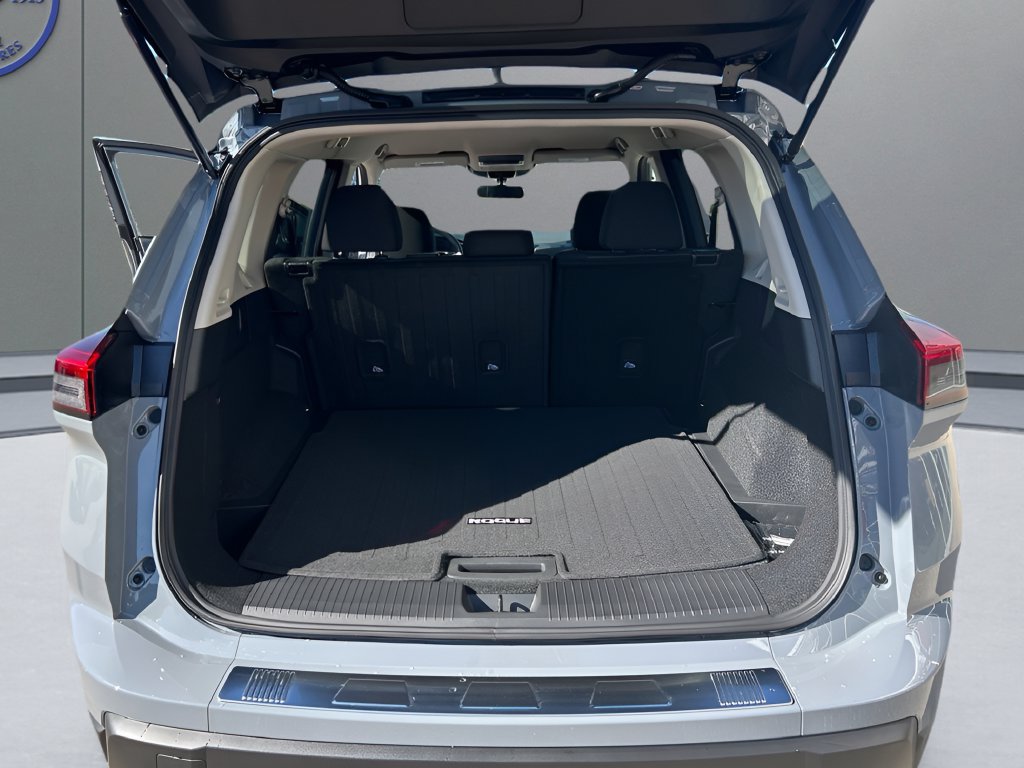 New 2027 Nissan Rogue SV w/ Cold Weather Package AWD/4WD image 19