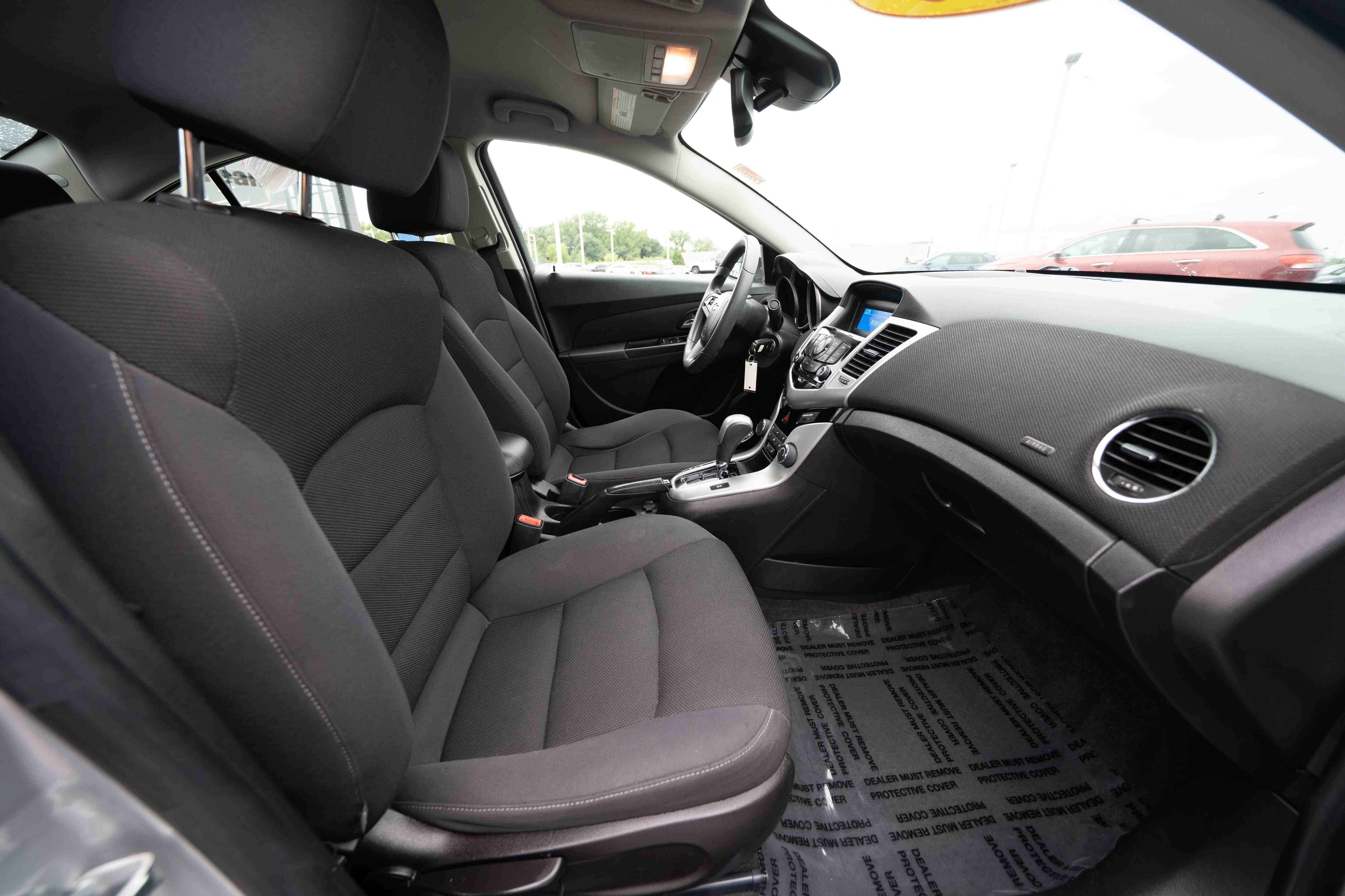 Used 2016 Chevrolet Cruze LT FWD image 26