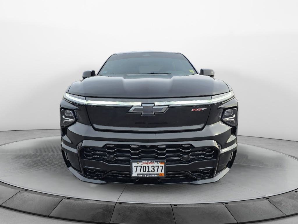Used 2024 Chevrolet Silverado EV RST image 8