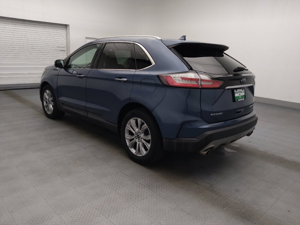 Used 2019 Ford Edge Titanium FWD image 3