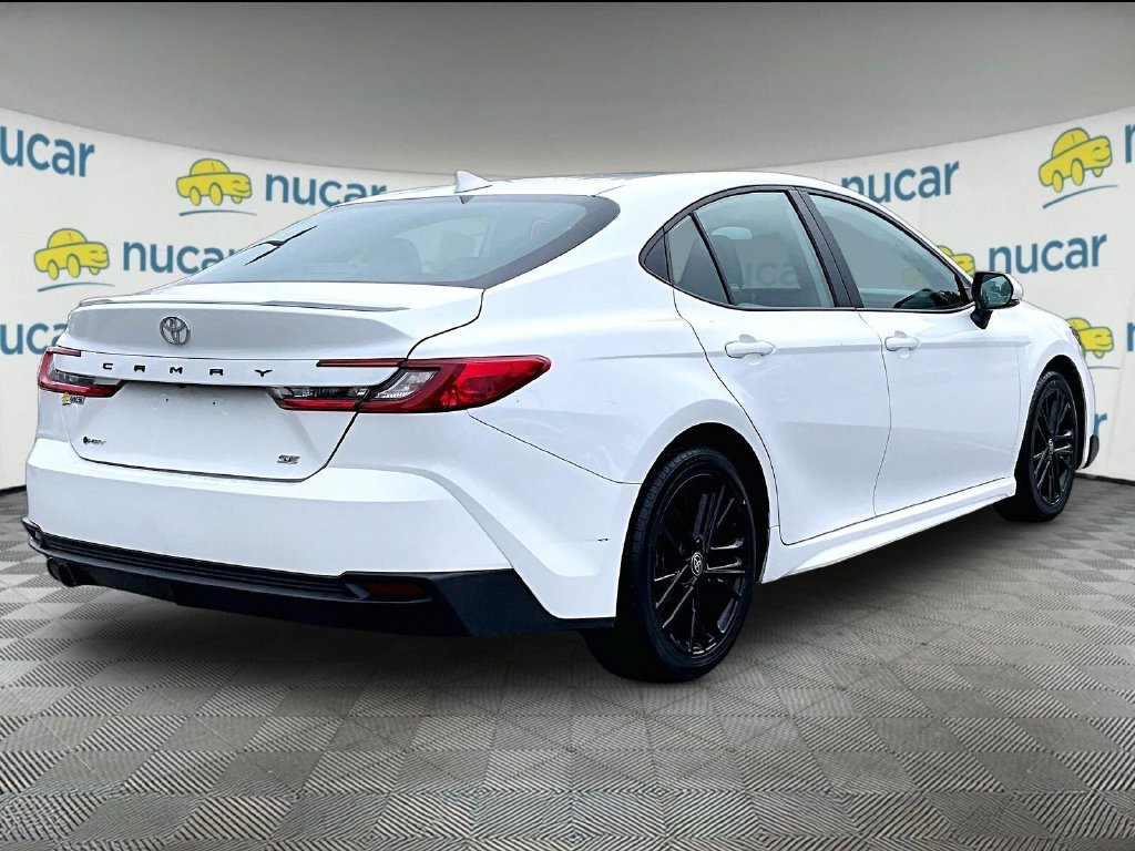 Used 2025 Toyota Camry SE FWD image 6