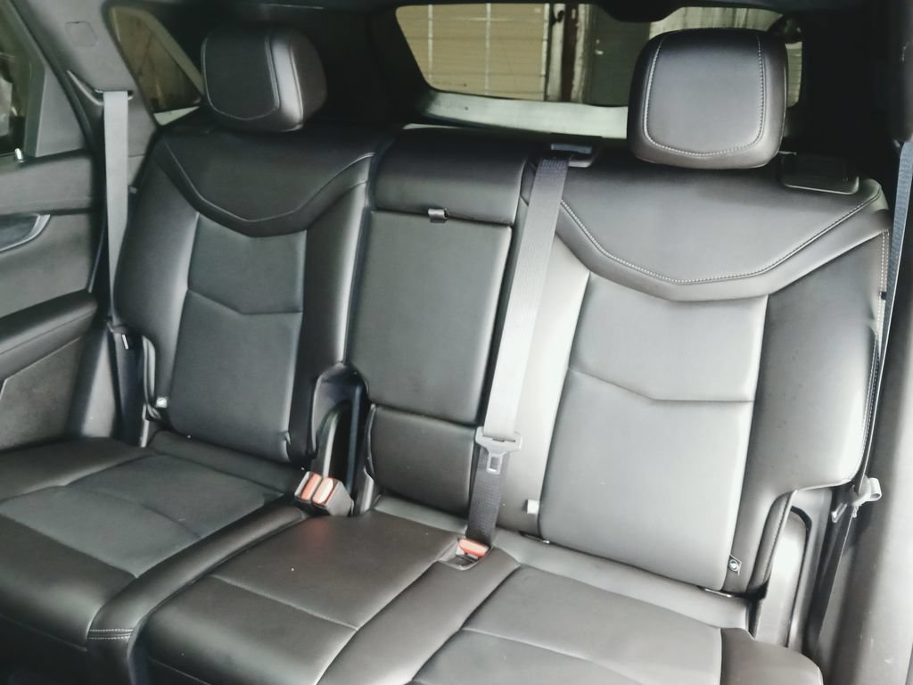 Certified 2022 Cadillac XT5 Premium Luxury AWD/4WD image 14