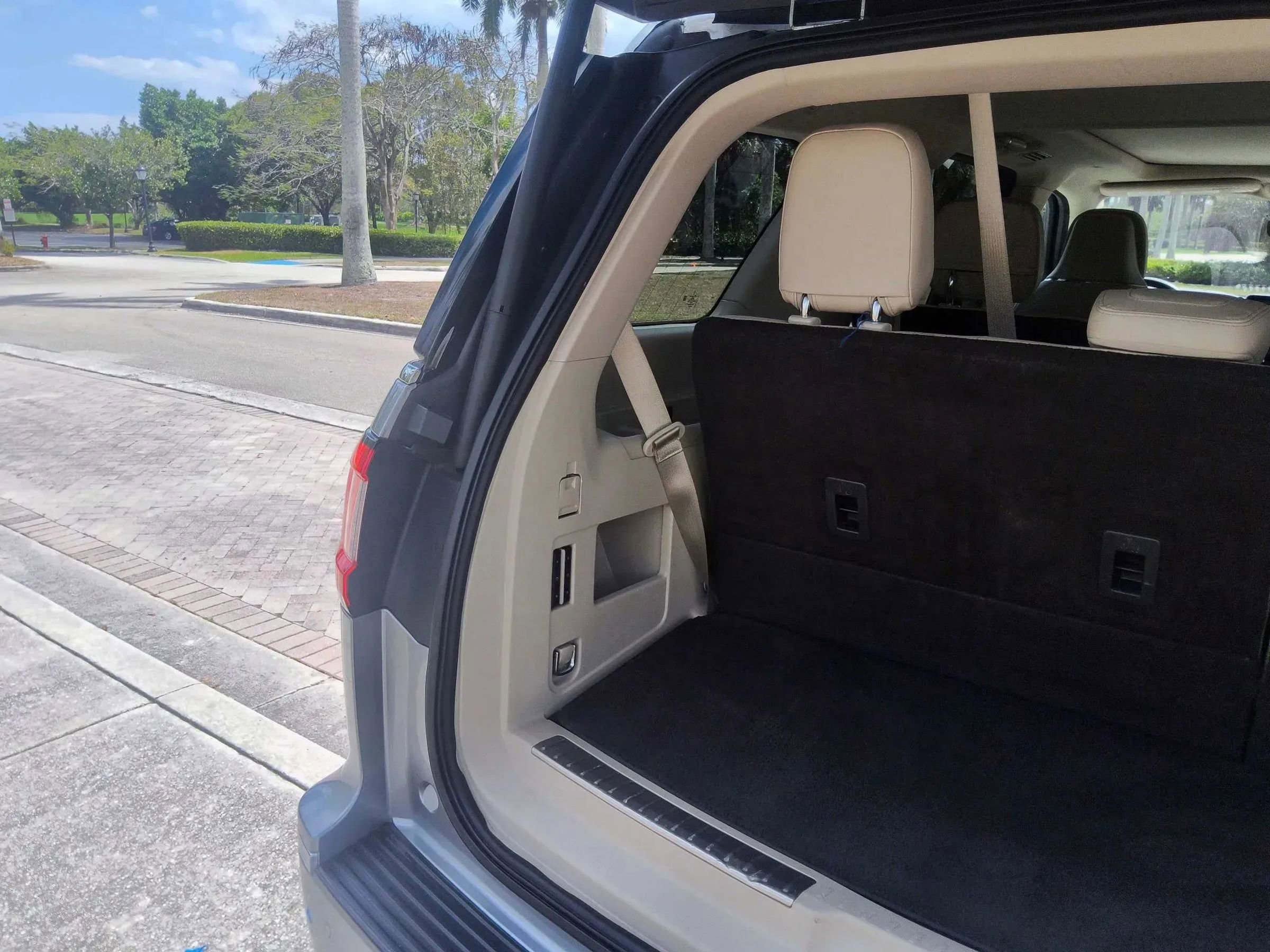 Used 2020 Lincoln Navigator Reserve w/ Equipment Group 201A Reserve RWD image 56