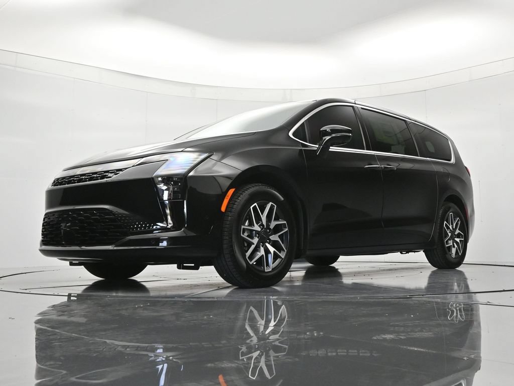 New 2027 Chrysler Pacifica Limited w/ Family Tech Group FWD image 39