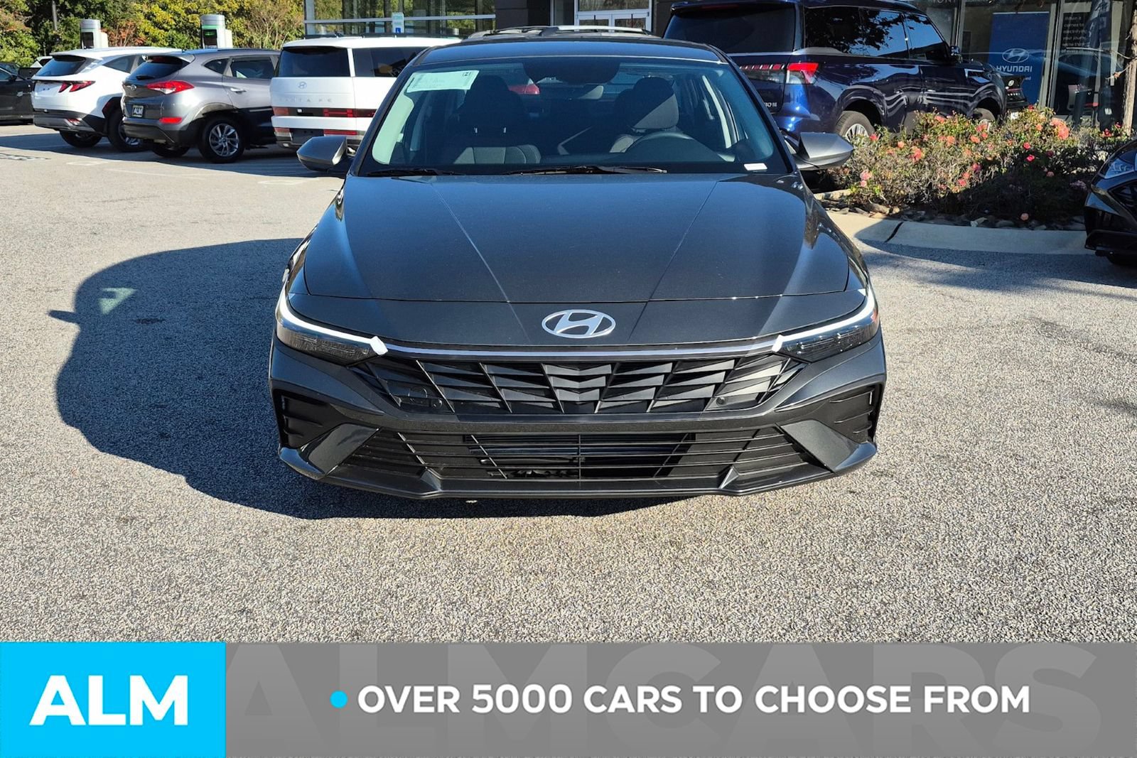 Certified 2026 Hyundai Elantra SE w/ Cargo Package FWD image 2