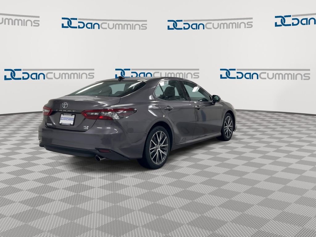 Used 2024 Toyota Camry XLE w/ Navigation Package image 8
