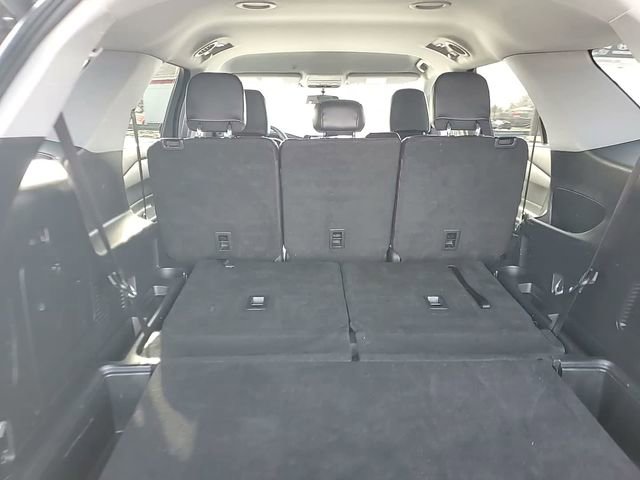 Used 2024 Ford Explorer XLT w/ Equipment Group 202A image 29