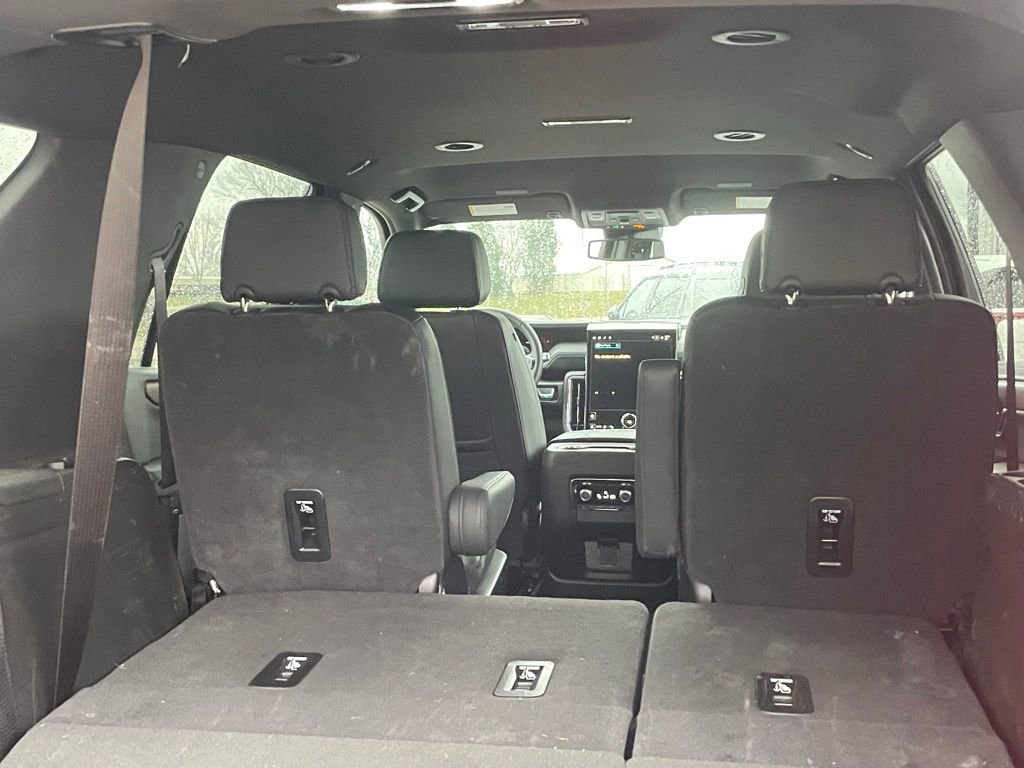 Used 2025 GMC Yukon Denali image 26