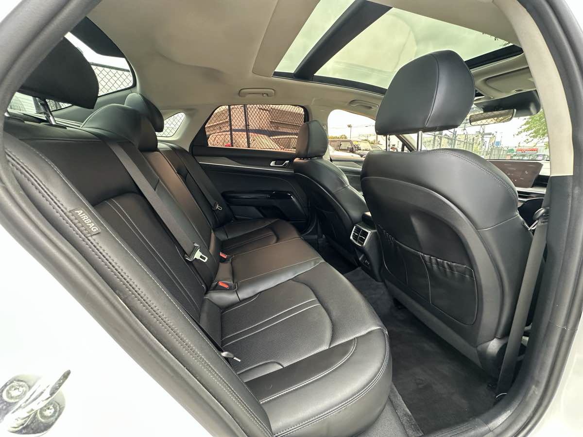 Used 2025 Kia K5 EX FWD image 36