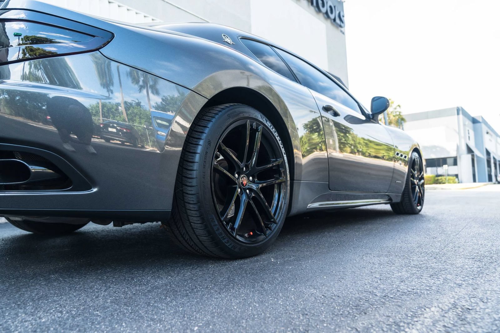 Used 2017 Maserati GranTurismo Sport RWD image 28