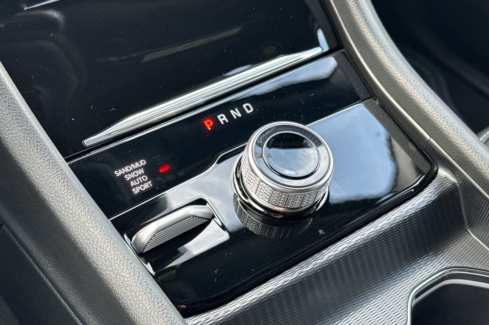 New 2025 Jeep Grand Cherokee Limited w/ Luxury Tech Group II image 27