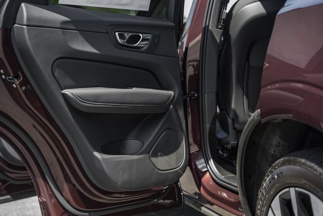 New 2026 Volvo XC60 T8 Plus w/ Protection Package Premier AWD/4WD image 37