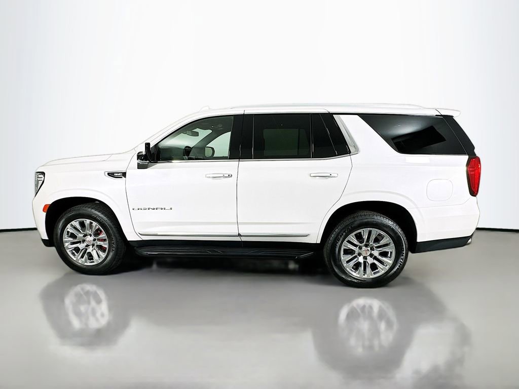 Used 2022 GMC Yukon Denali image 2