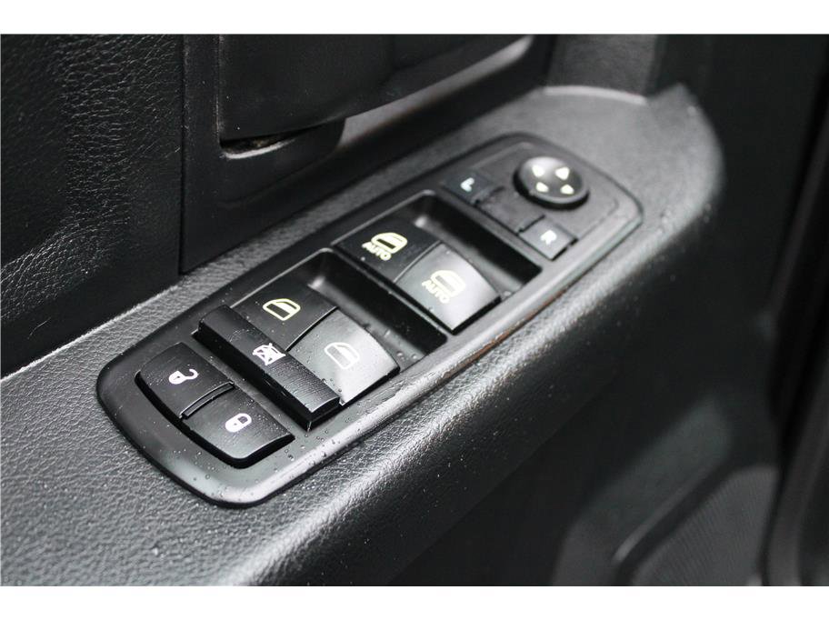 Used 2018 RAM 1500 Express w/ Wheel & Sound Group image 13