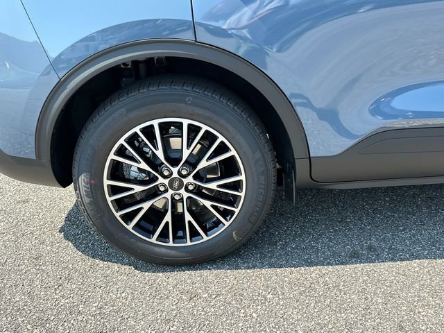New 2025 Ford Escape SE w/ PHEV Premium Package FWD image 17