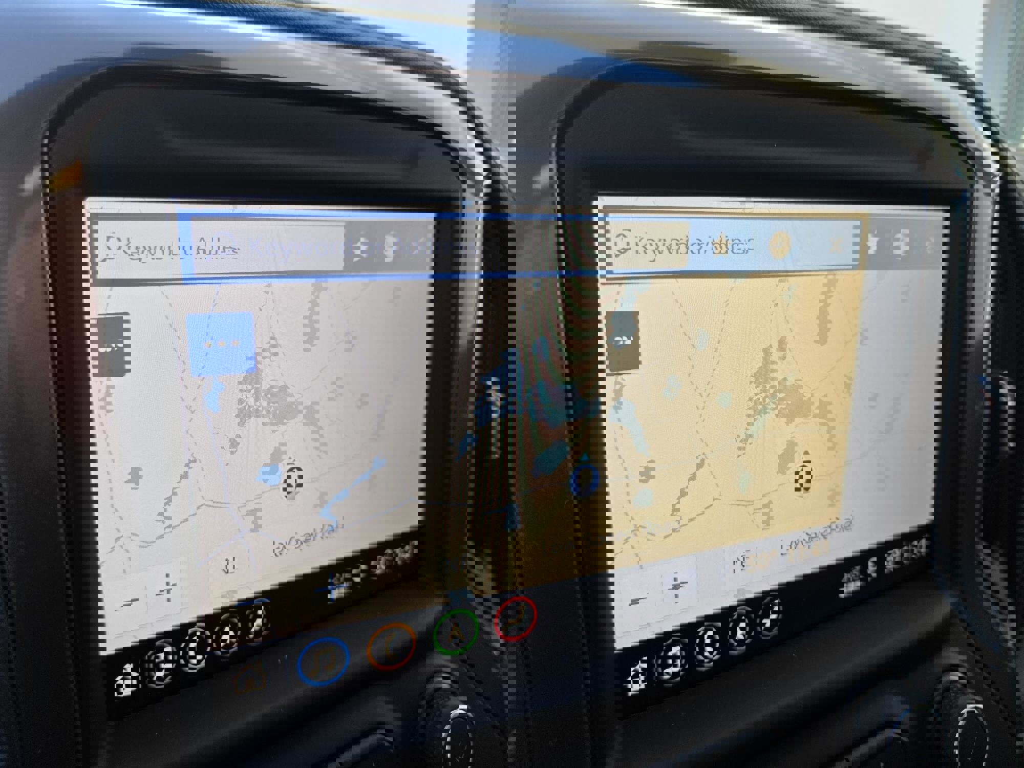 Used 2019 Chevrolet Silverado 1500 High Country w/ Technology Package image 11