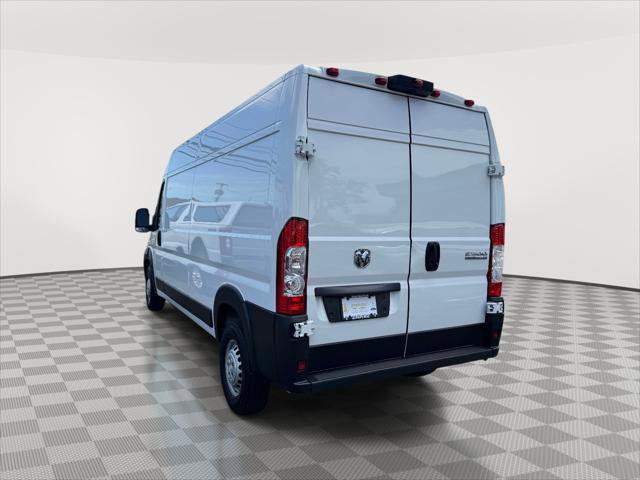 Used 2025 RAM ProMaster 2500 w/ Convenience Group FWD image 7