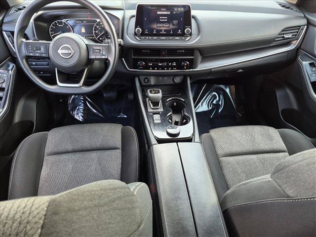 Used 2024 Nissan Rogue SV AWD/4WD image 17