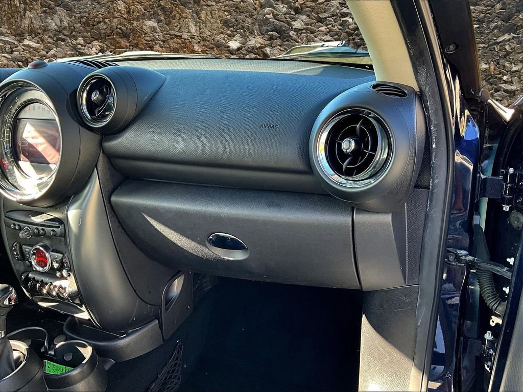 Used 2015 MINI Cooper Countryman S w/ Fully Loaded Package image 14