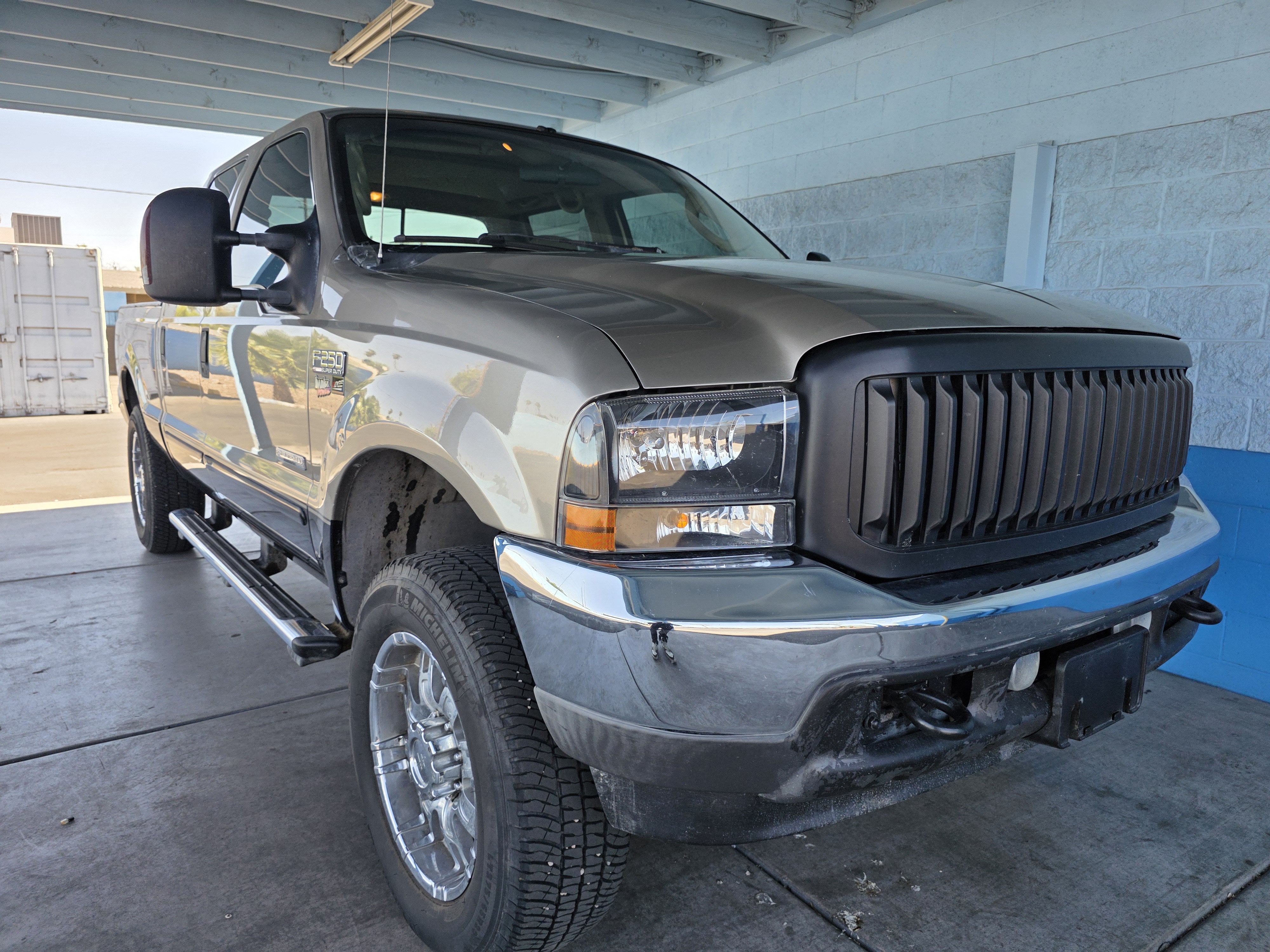 Used 2004 Ford F250 XL AWD/4WD image 1