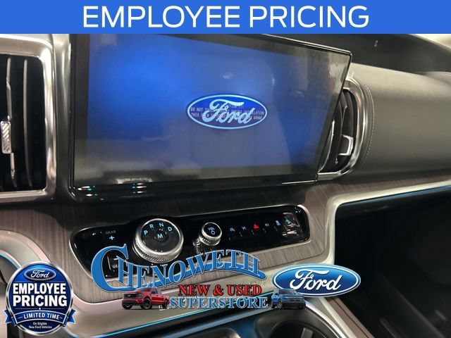 New 2026 Ford Expedition Platinum w/ Platinum Ultimate Package AWD/4WD image 16
