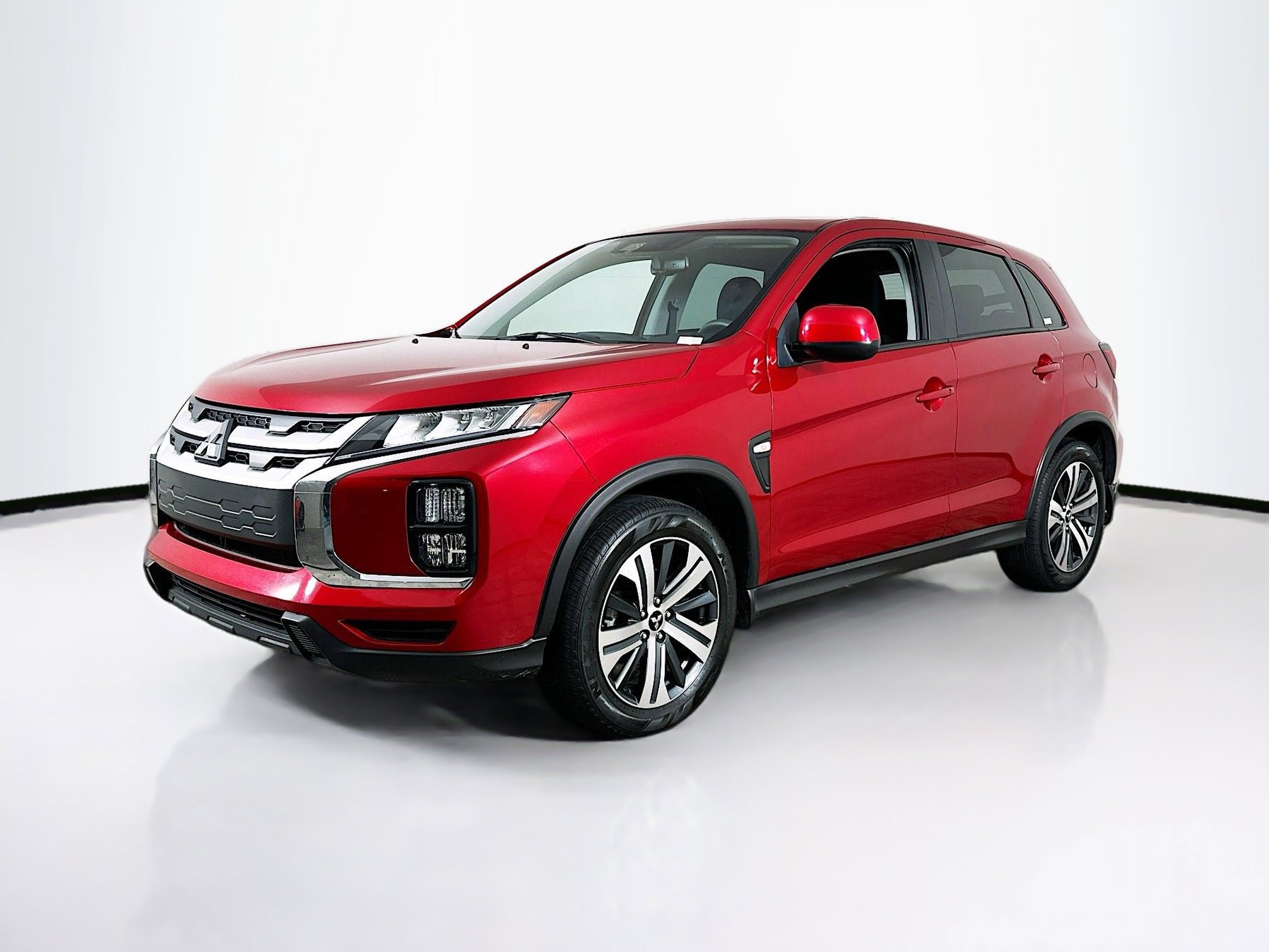 Used 2024 Mitsubishi Outlander Sport ES image 3