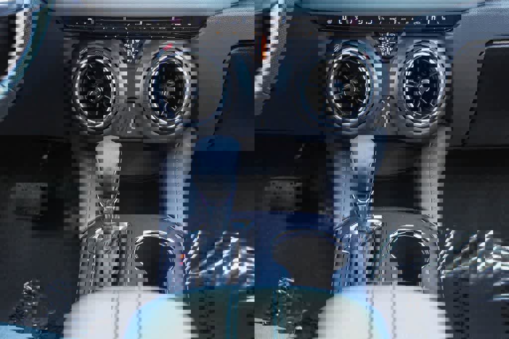 Used 2022 Chevrolet Blazer LT image 13