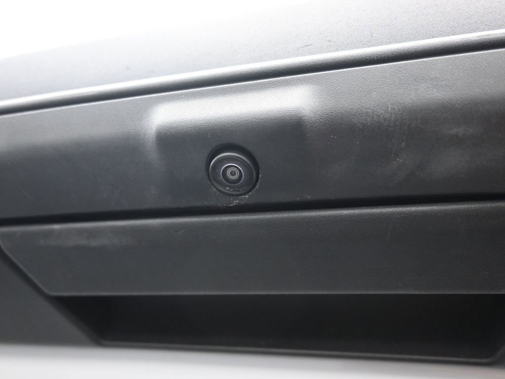 Used 2022 Ford F150 XLT image 42