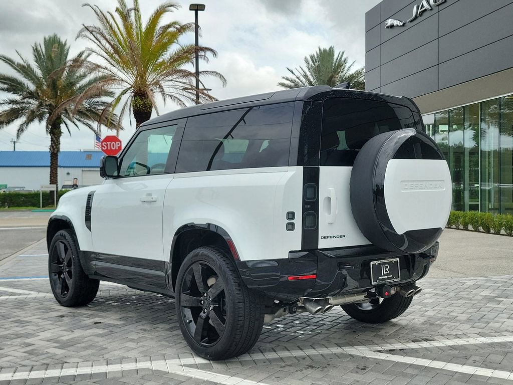New 2026 Land Rover Defender 90 V8 AWD/4WD image 3