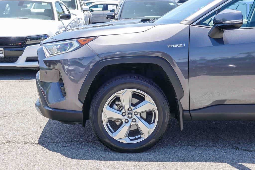 Used 2020 Toyota RAV4 Limited w/ Carpet Mat Package AWD/4WD image 9