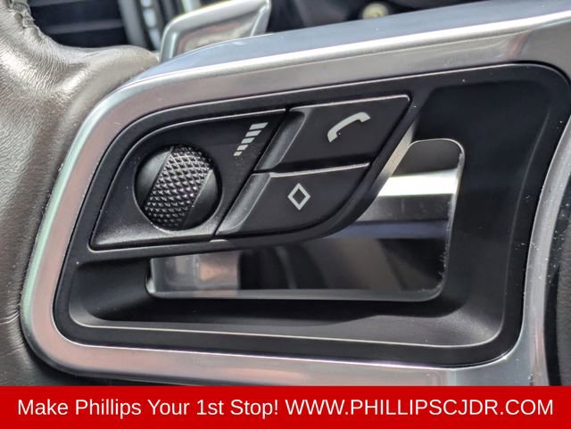 Used 2018 Porsche Macan Sport Edition AWD/4WD image 24