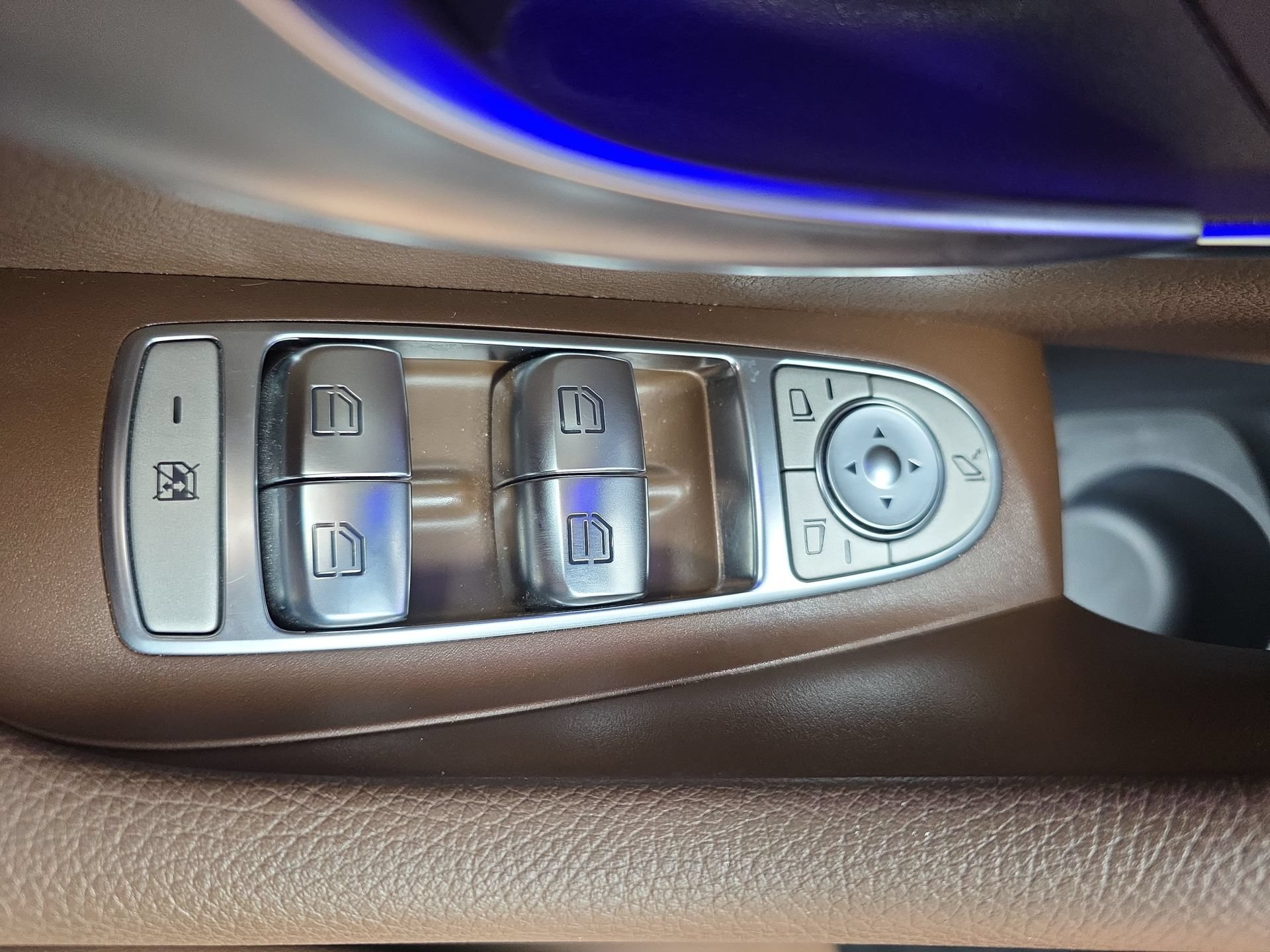 Used 2021 Mercedes-Benz E 450 4MATIC Sedan image 27