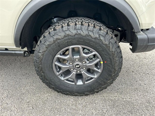 New 2025 Ford Bronco Badlands image 12