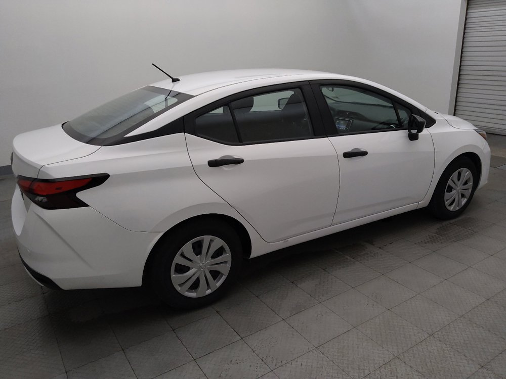 Used 2023 Nissan Versa S FWD image 10