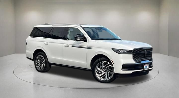 New 2026 Lincoln Navigator L Reserve