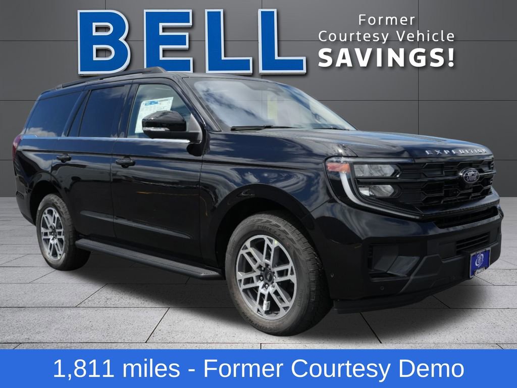 New 2025 Ford Expedition Active image 1