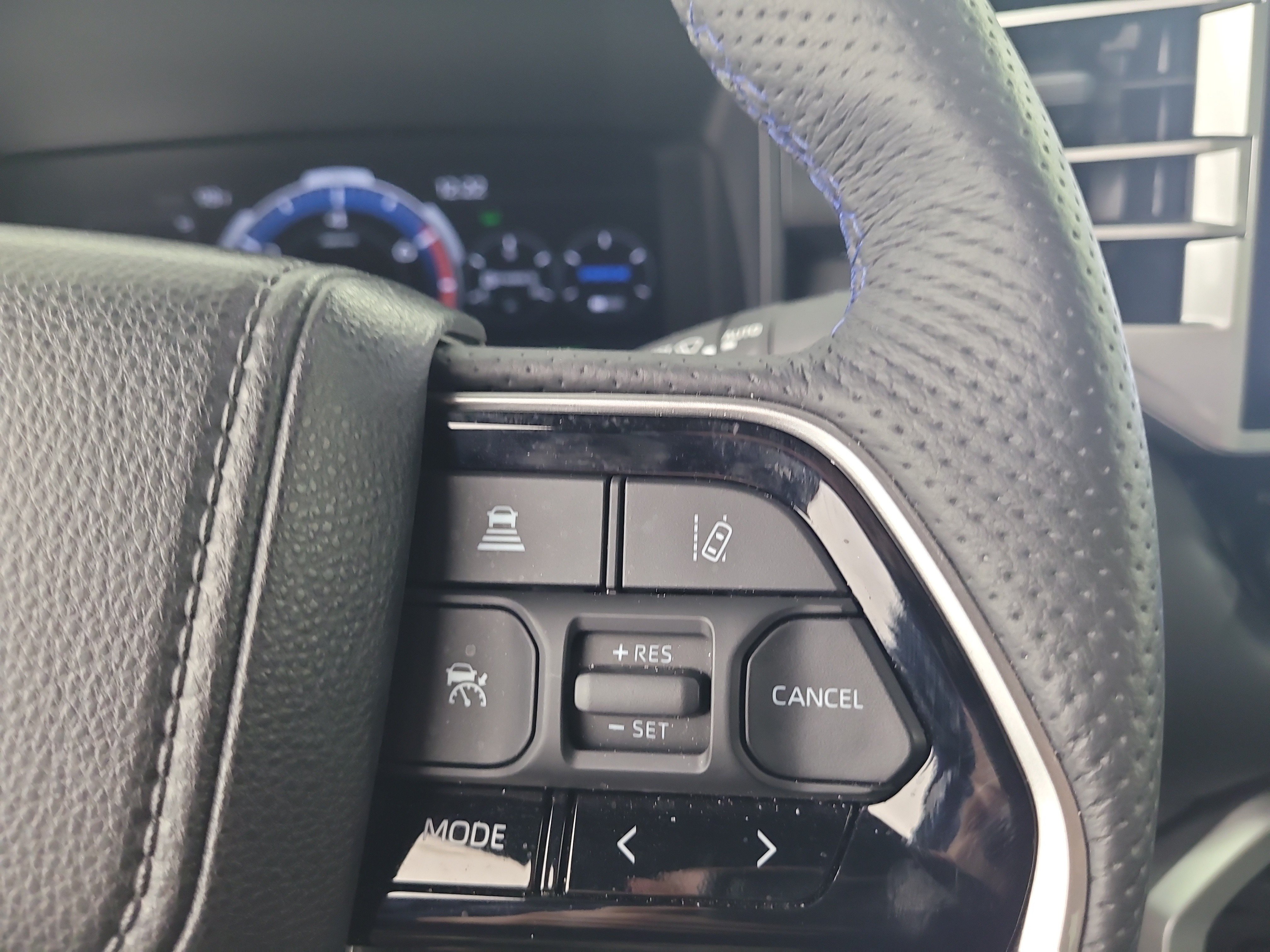 Certified 2025 Toyota Tundra Platinum AWD/4WD image 30
