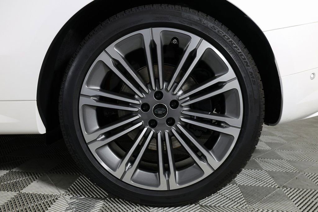 Used 2025 Land Rover Range Rover Sport Dynamic SE image 46