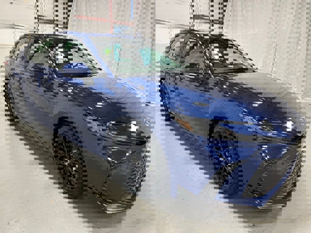 Used 2025 Toyota Camry SE