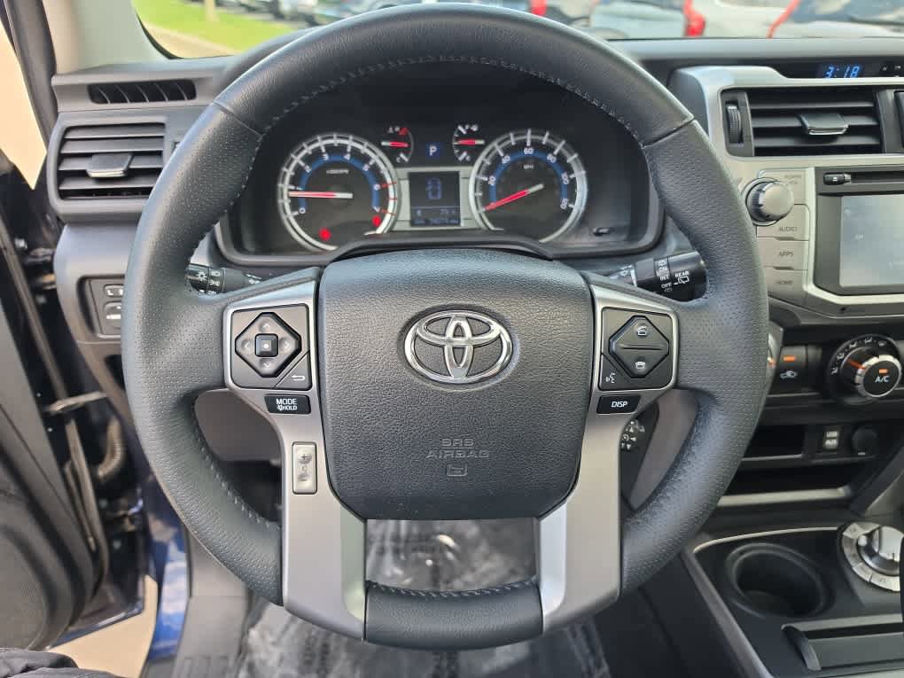 Used 2016 Toyota 4Runner SR5 Premium AWD/4WD image 13