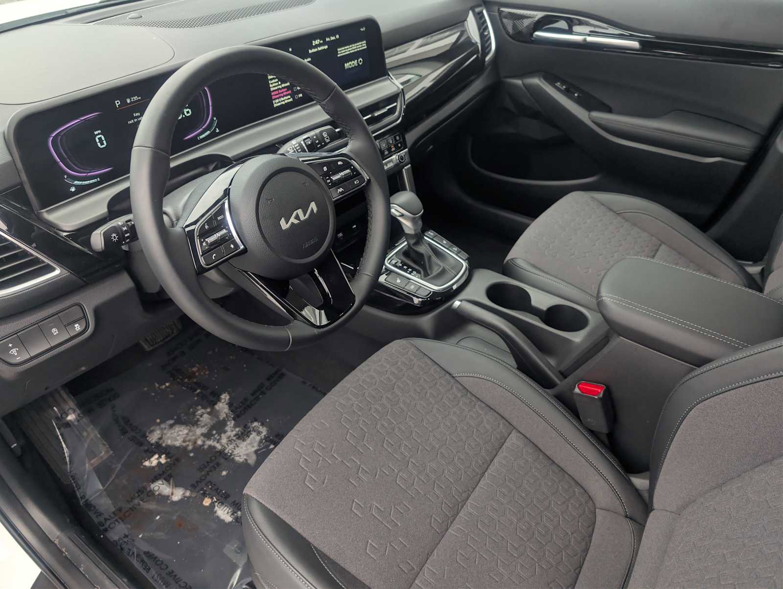 Used 2025 Kia Seltos S image 19